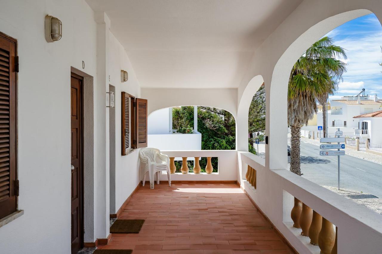Sunny - 5min To The By Lovelystay Appartement
